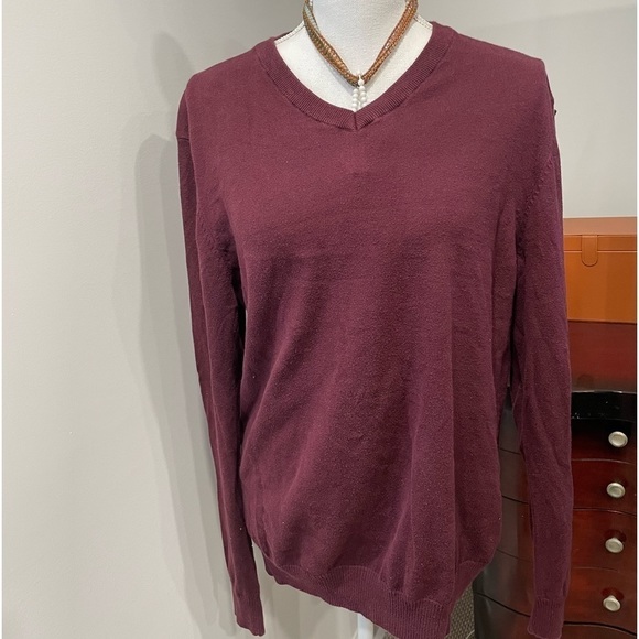 Old Navy Other - Old Navy V-neck Sweater